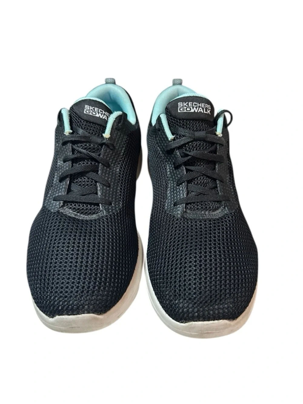 Skechers Black Mesh Sneakers with Mint Lining size 11